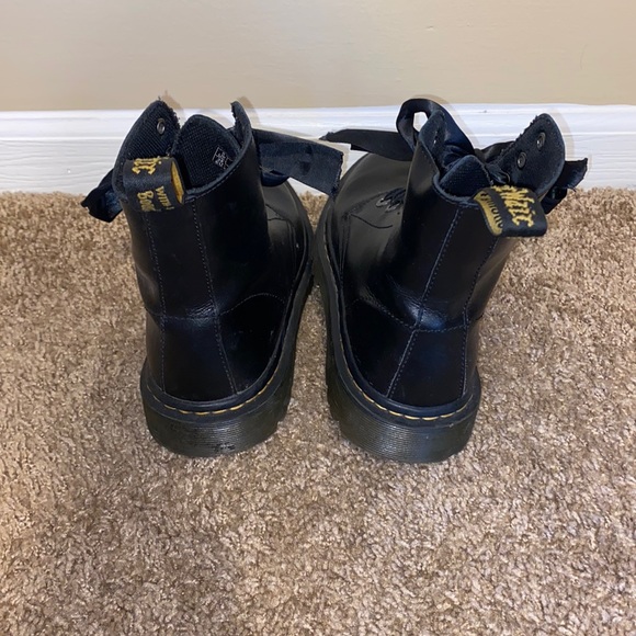 Dr. Martens - Picture 3 of 7